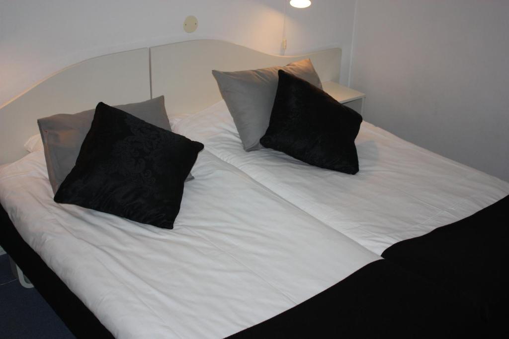 Hotell Angoeringen Karlskrona Quarto foto